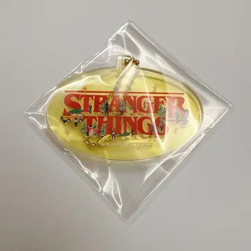 스트레인저 씽스 크리스마스 오너먼트 키링