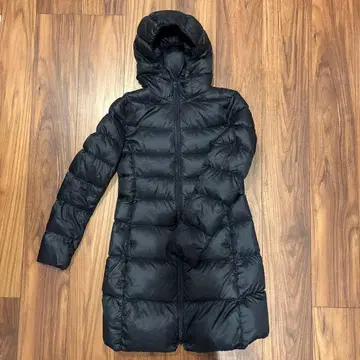 UNIQLO 블랙 다운 자켓 S 여성용
