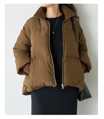 BEARDSLEY 지퍼 플레어 다운