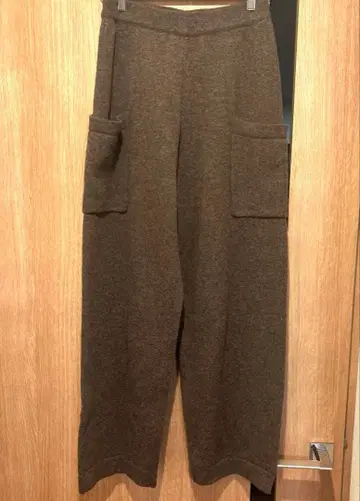 미사용품 DEMYLEE 니트 팬츠