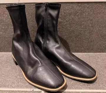 새상품급 VIVIAN 숏부츠