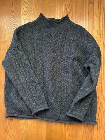 삼밸리 츠쿠로이 tukuroi 케이블 니트 차콜