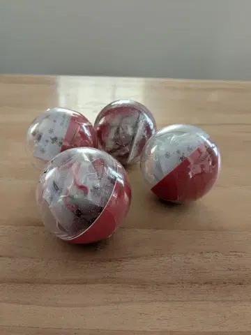 크리스마스 모티브 캡슐 토이 4세트