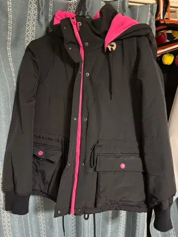 로데오 크라운 보아 안감 다운 자켓 블랙 x 핑크 M 사이즈