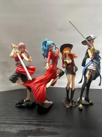 원피스 피규어 4체 세트 나미 비비 레베카 레이쥬