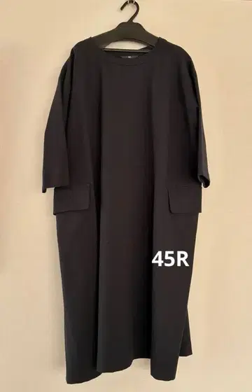 [ 45R ] 포켓 부착 원피스 (네이비)