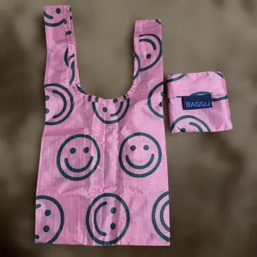 BAGGU 미니 사이즈 스마일 무늬