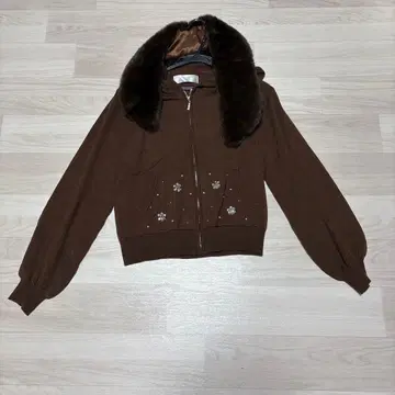 브라운 퍼 가디건