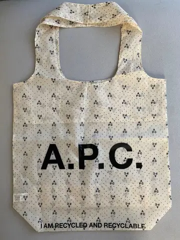 A.P.C. 에코백 아이보리