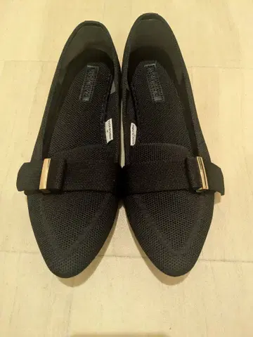 [ 새상품급 ] 글로벌 워크  벨트 니트 펌프스