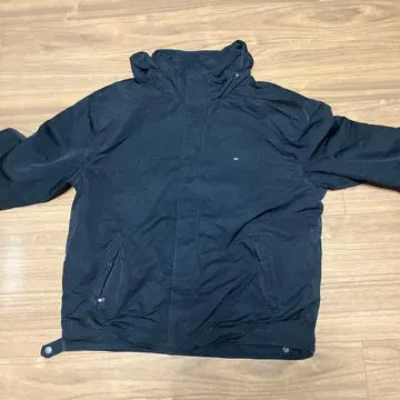 TOMMY HILFIGER 블랙 자켓