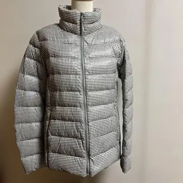 유니클로 울트라 라이트 다운 자켓 7.8회 착용