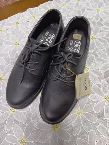 ecco 블랙 레이스업 슈즈