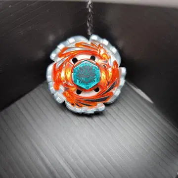 토네이도 헤라클레오 105F [ 메탈 파이트 베이블레이드 ]