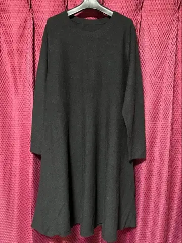 엠두 블랙 긴팔 니트 원피스