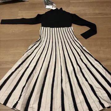 미사용 새상품 긴팔 원피스