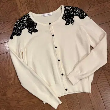 M-premier BLACK 아이보리 레이스 가디건 38