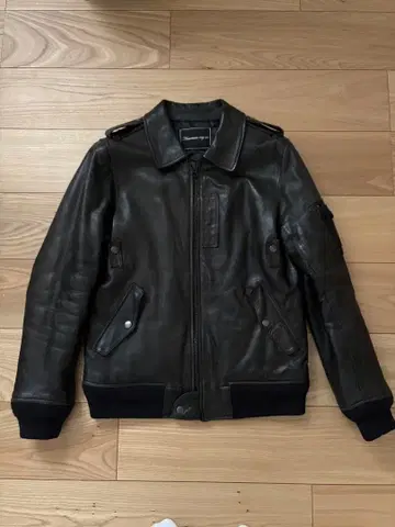 American rag cie 블랙 가죽 자켓 정가 6만 CWU