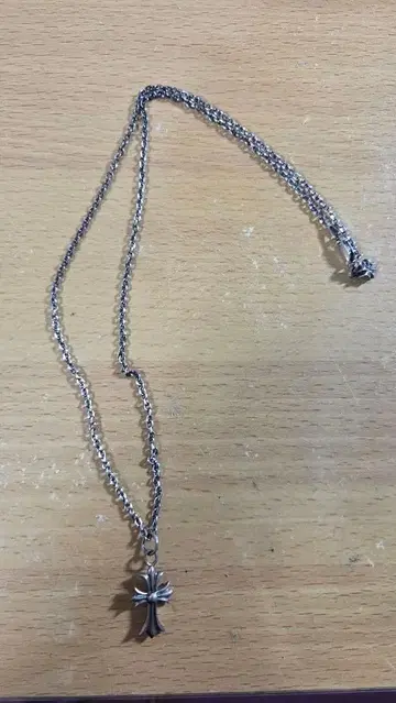 딜 디자인 실버 크로스 모티브 목걸이 실버 925