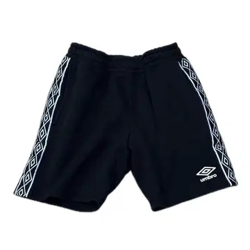 umbro 블랙 하프 팬츠 M 사이즈