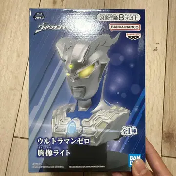 울트라맨 제로 흉상 피규어