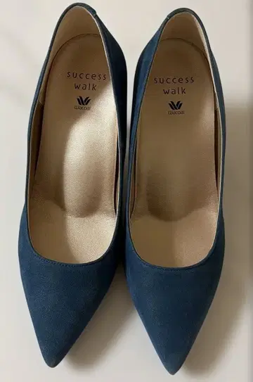 단 한번 사용 와코루 서세스워크 펌프스 23EE