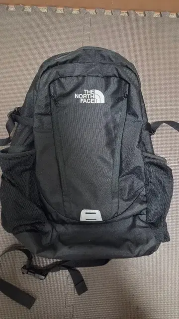 THE NORTH FACE 블랙 백팩