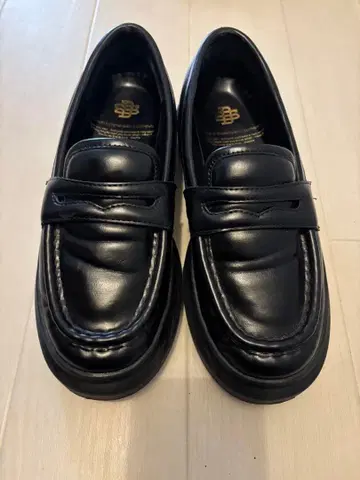 스니커즈 로퍼 더블 스탠다드 클로징