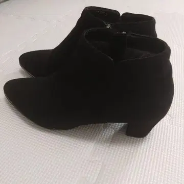 블랙 스웨이드 숏부츠