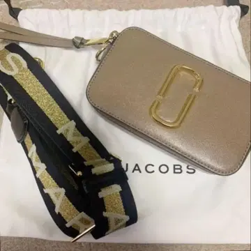 새상품급 마크제이콥스 스냅샷 카메라백