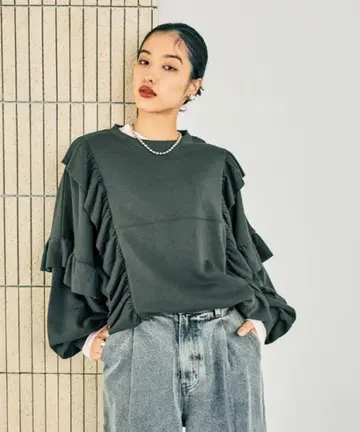 렙심 프릴 맨투맨 풀오버