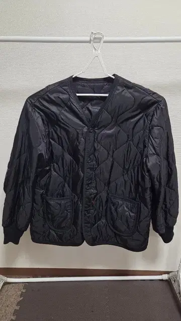 블랙 밀리터리 자켓 퀼팅