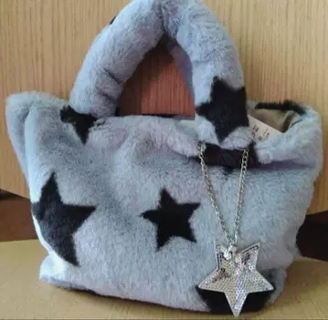 mieux'un 인조 모피 백 별 패턴 스팽글 참 포함 새상품