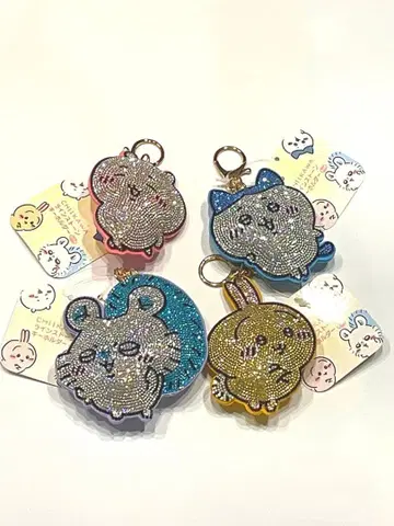 치이카와 (먼작귀) 큐빅 키링 4종 세트 하치와레 토끼 모몽가