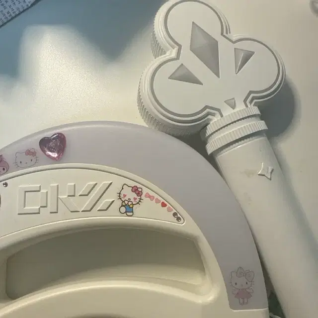 디케이지 빅톤 응원봉 양도합니다!