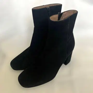 블랙 스웨이드 숏부츠