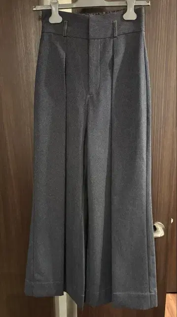 [ 새상품급 ] 메종 드 돌체 세존 와이드 팬츠 M