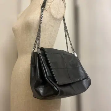 ZARA 블랙 숄더백