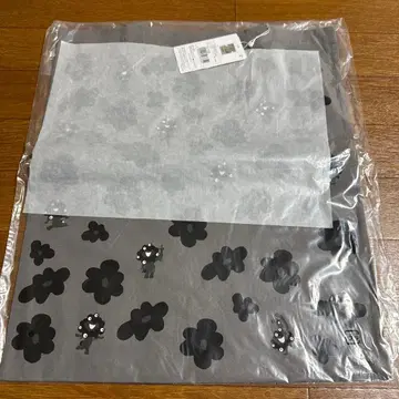 어반 리서치 한정판 미야쿠미야쿠 토트백