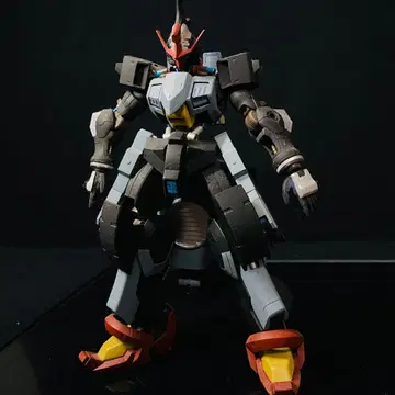 1/100 기동전사 건담 철혈의 오펀스 건담 키마리스 트루퍼