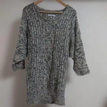 KBF MIX 니트 케이블 원피스 스웨터