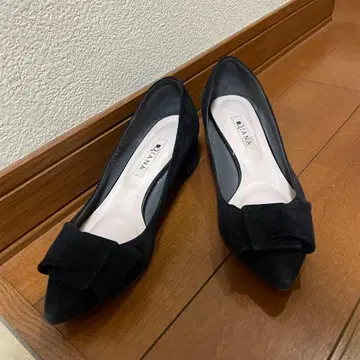 DIANA 블랙 스웨이드 스틸레토 펌프스