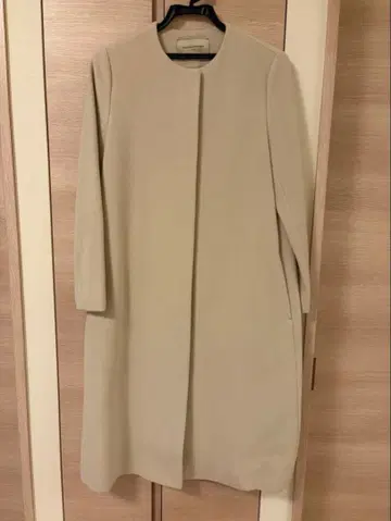 UNITED ARROWS 베이지 A라인 미들 코트