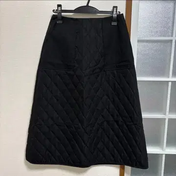 슬로브 이에나 퀼트 스커트