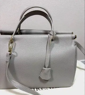 엘레나 피렌체 이탈리아 가죽 핸드백 새상품급 천연 가죽