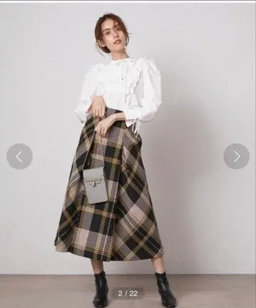 스나이델 체크 스커트