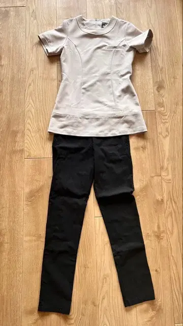 앙파미에 MARY QUANT 셋업 M 베이지/블랙