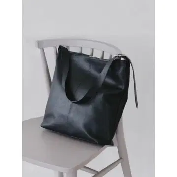 [ 새상품급 ] 북유럽, 생활 잡화점 가죽 숄더백