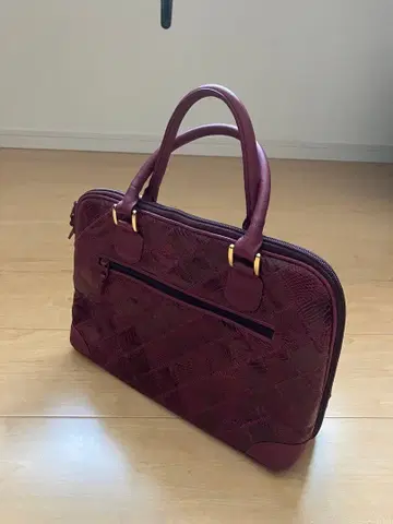 버건디 뜨개질 가죽 핸드백