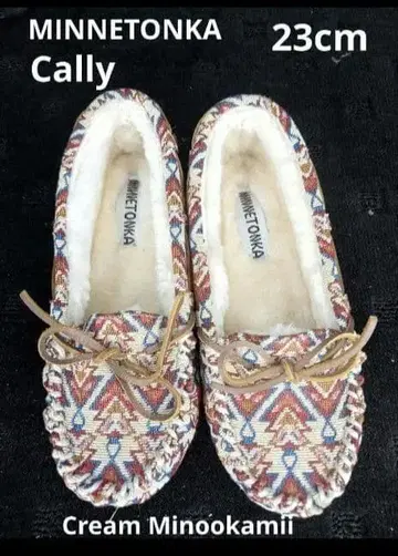 새상품 [ 23cm ] MINNETONKA 미네통카 모카신 Cally
